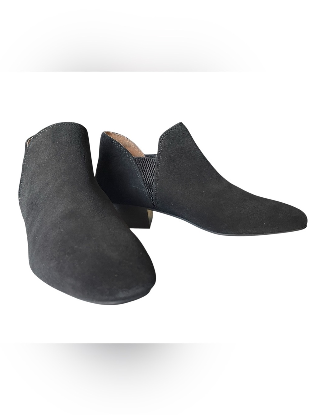 Born Shari II Bootie NWOT